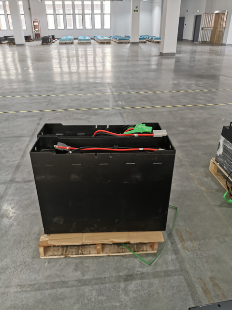 Lithium LiFePO4 battery system 48V280Ah 80V200Ah for electric forklift, construction machines