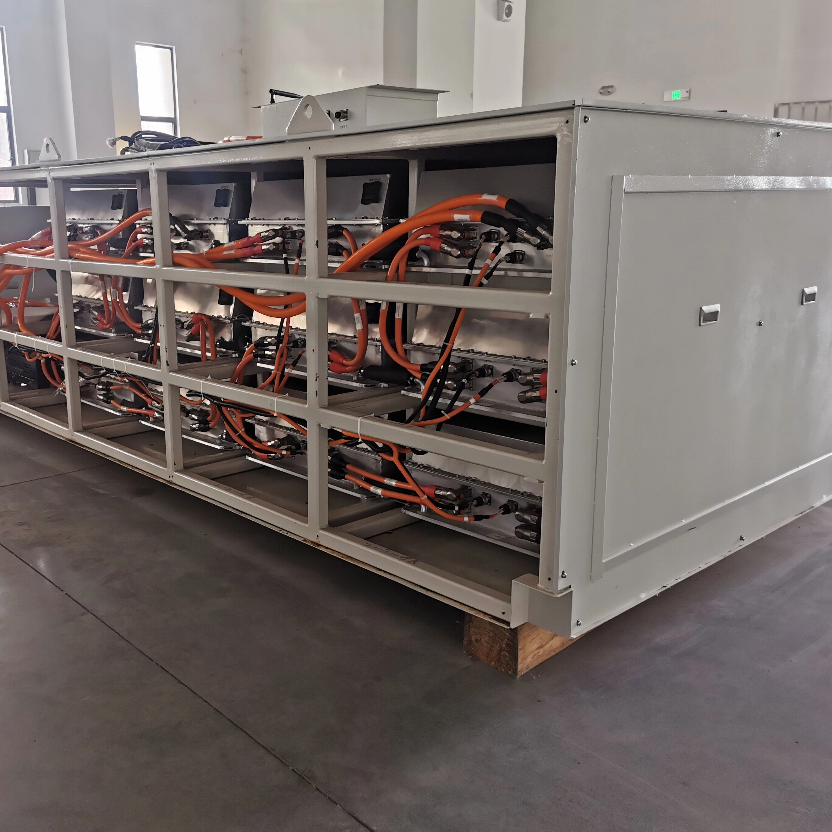 Lithium LiFePO4 battery system for tunnel locomotive construction vehicles 6000 times cycle life